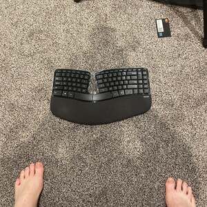 Microsoft Sculpt Ergonomic Wireless PC Keyboard, Model 1559